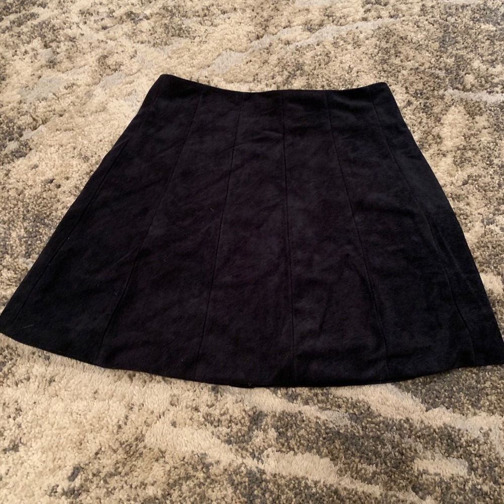 Black button down skirt - Picture 2 of 3